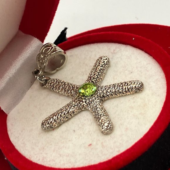 Inlaid Green Rhinestone Realistic Starfish Pendant! - Picture 4 of 8